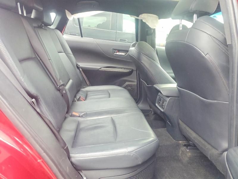 2021 Toyota Venza le