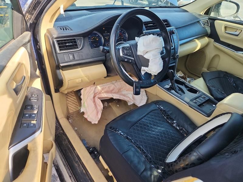 2015 Toyota Camry Hybrid