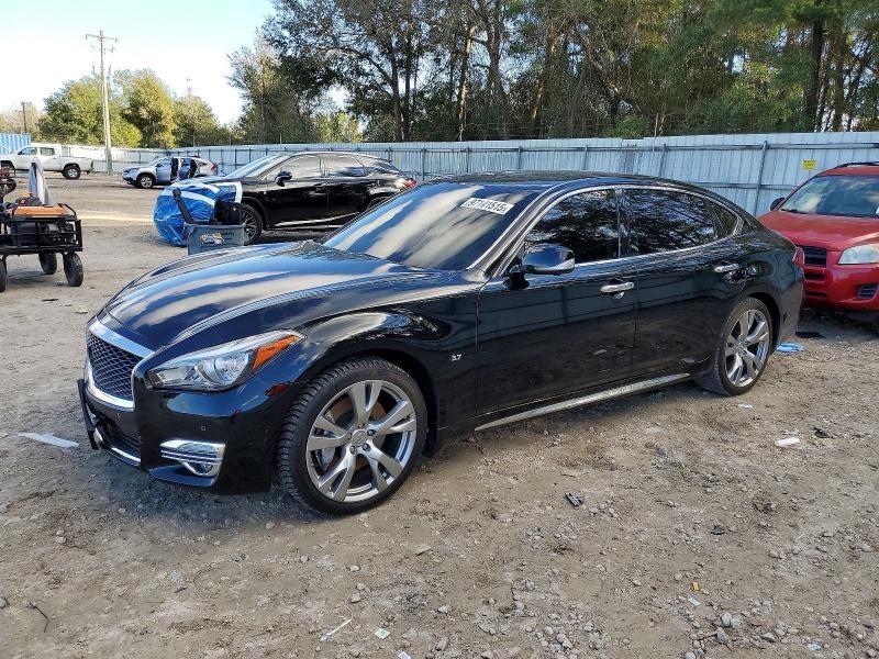 2015 Infiniti Q70 3.7