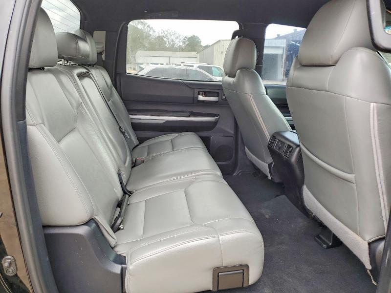 2015 Toyota Tundra Crewmax SR5