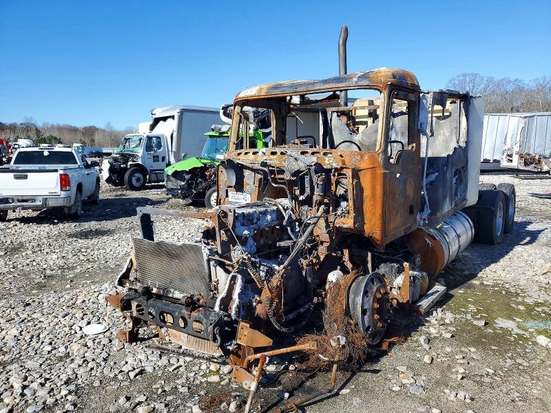 2013 Mack CXU600 Semi Truck