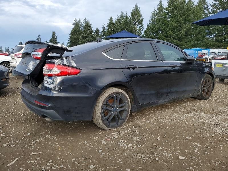 2019 Ford Fusion se