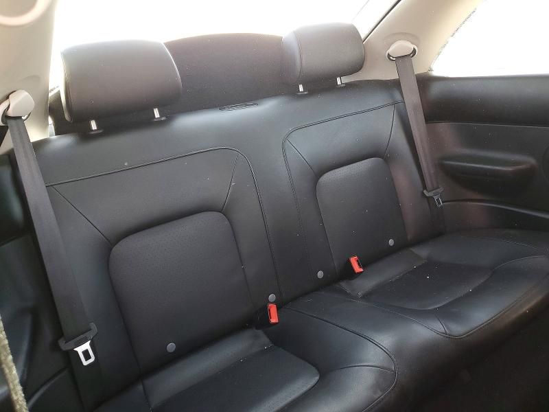 2009 Volkswagen New Beetle s