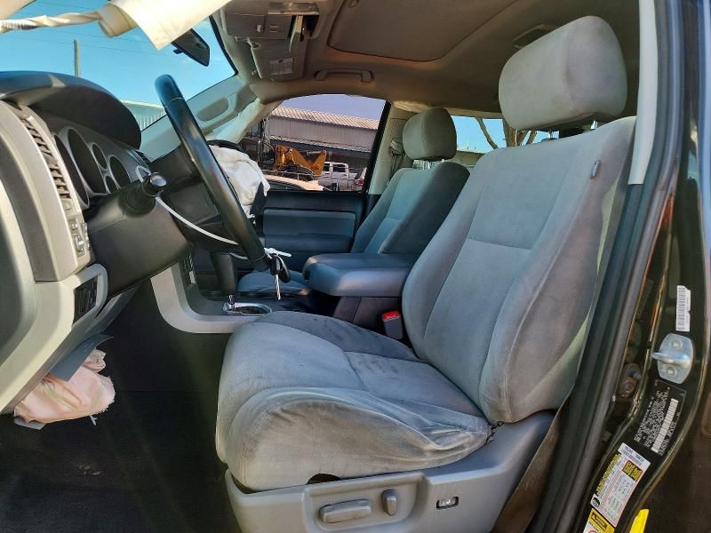 2012 Toyota Sequoia SR5