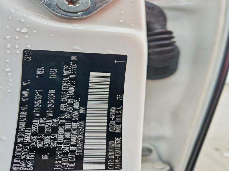 2019 Toyota Highlander le