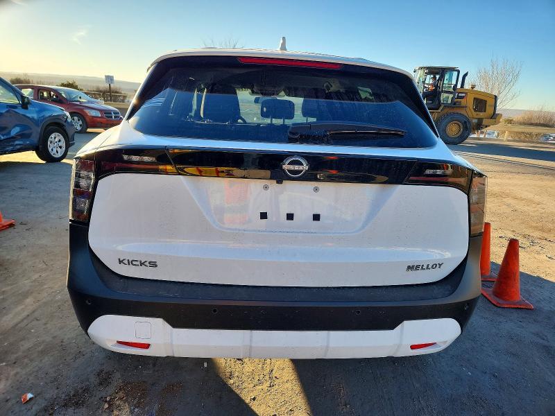 2025 Nissan Kicks sv