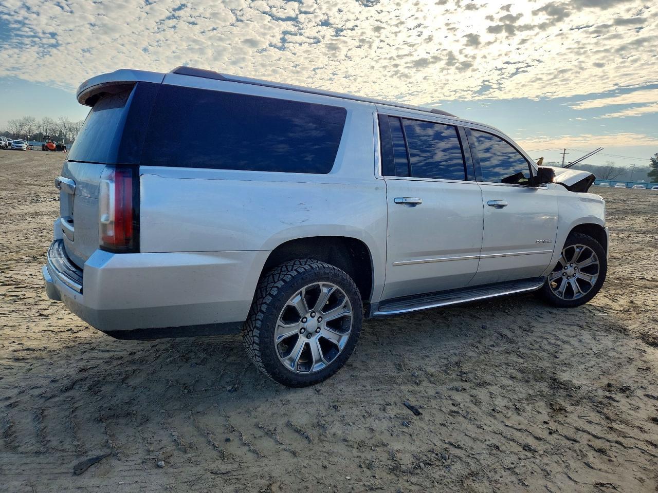 2017 GMC Yukon xl Denali
