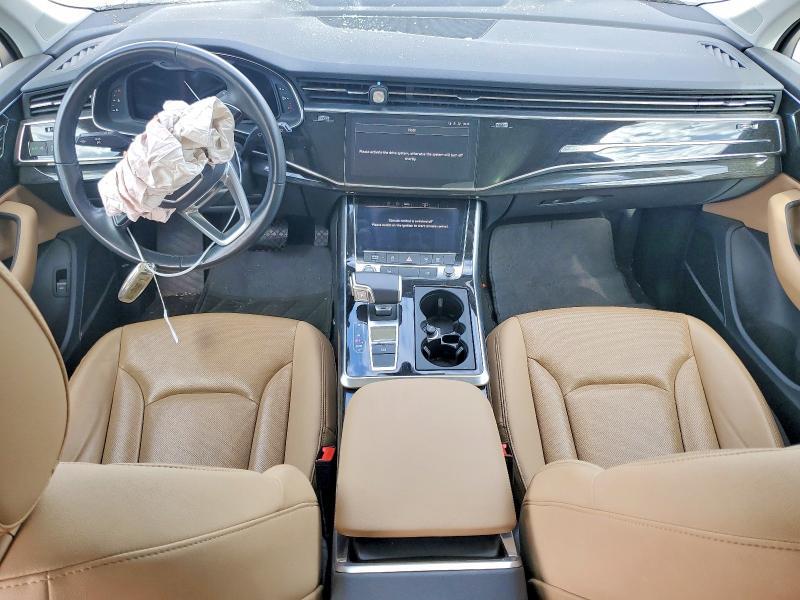 2021 Audi Q7 Premium Plus