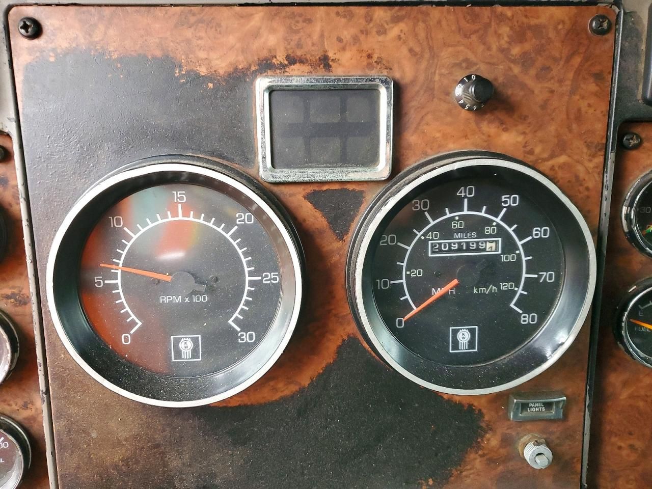 2003 Kenworth W900 Semi Truck