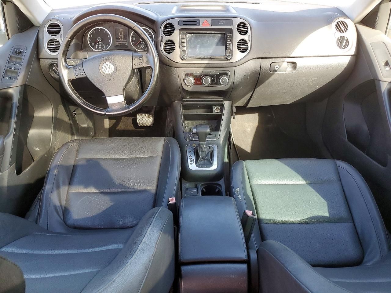 2010 Volkswagen Tiguan se