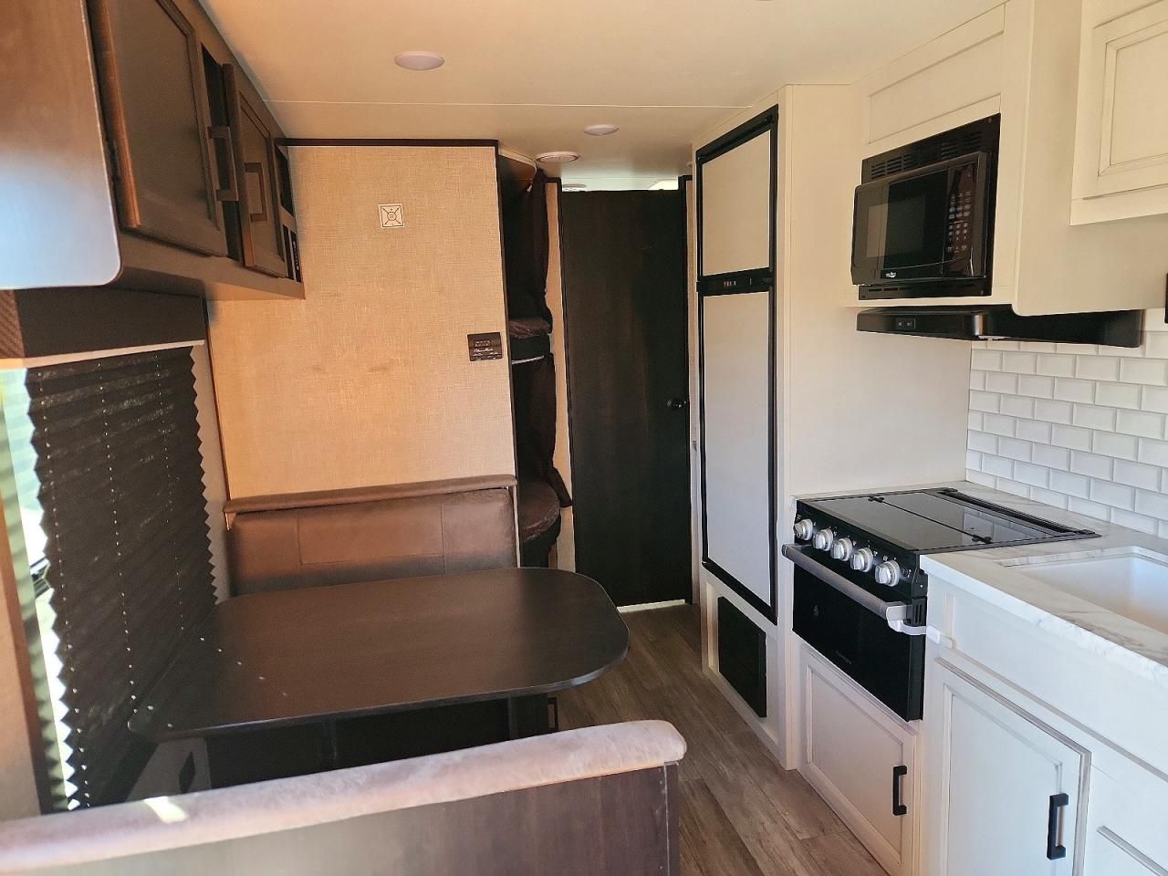 2022 Jyca 264BHW Rocky Mountai