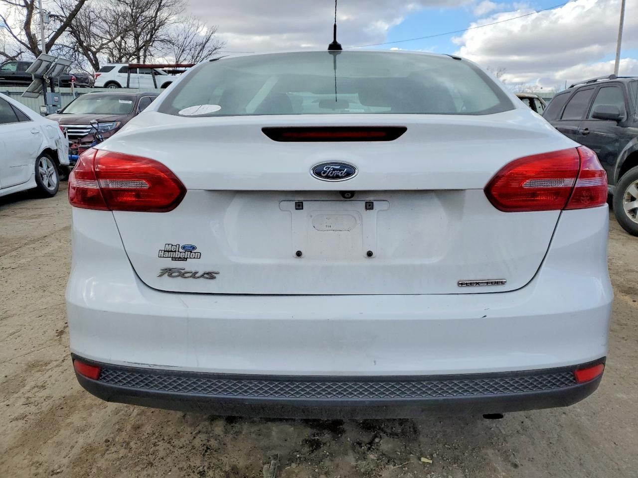 2016 Ford Focus s