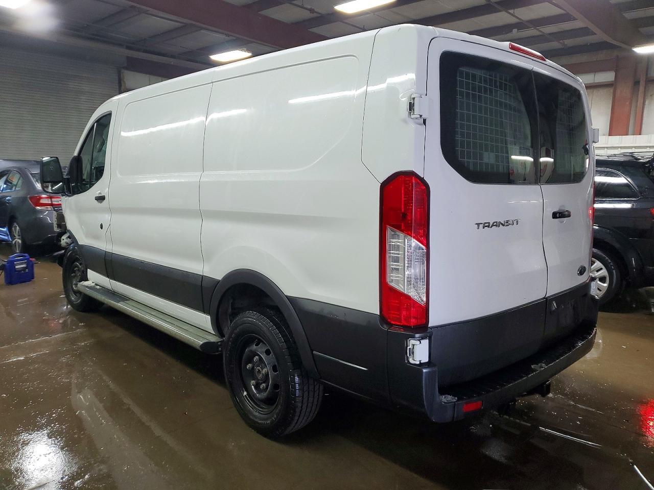 2021 Ford Transit T-250