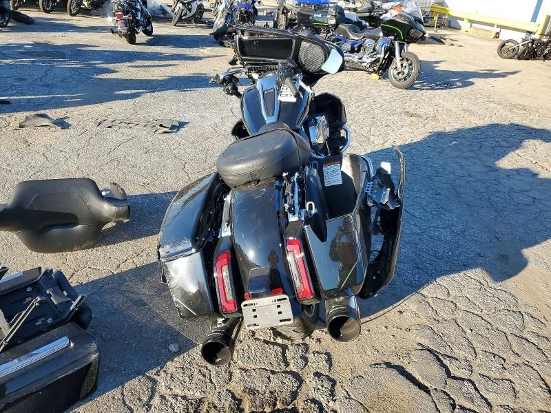 2025 Harley-Davidson Flhxu