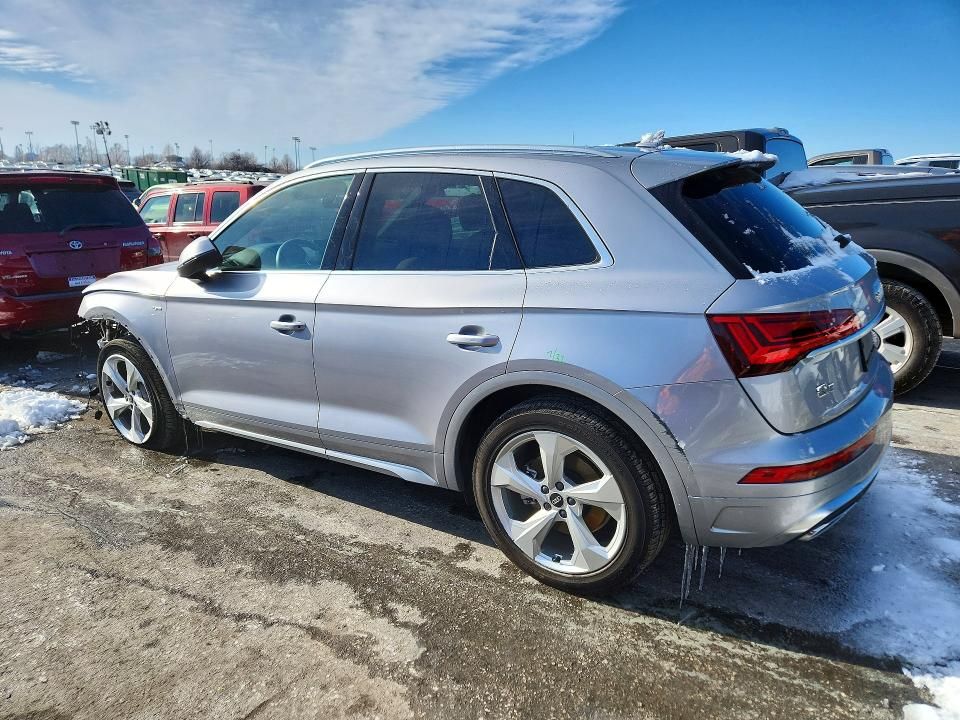 2022 Audi Q5 Premium Plus 45