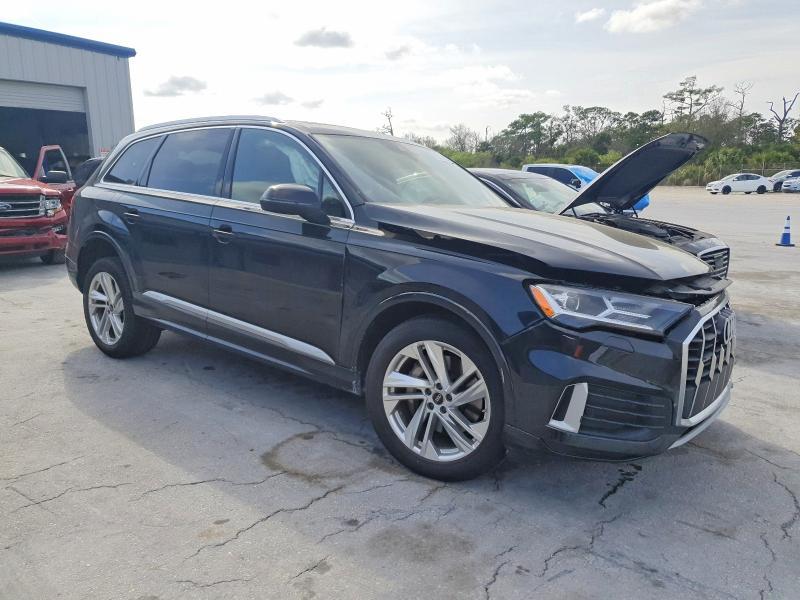 2023 Audi Q7 Premium