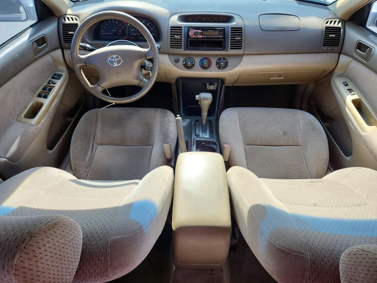 2003 Toyota Camry le