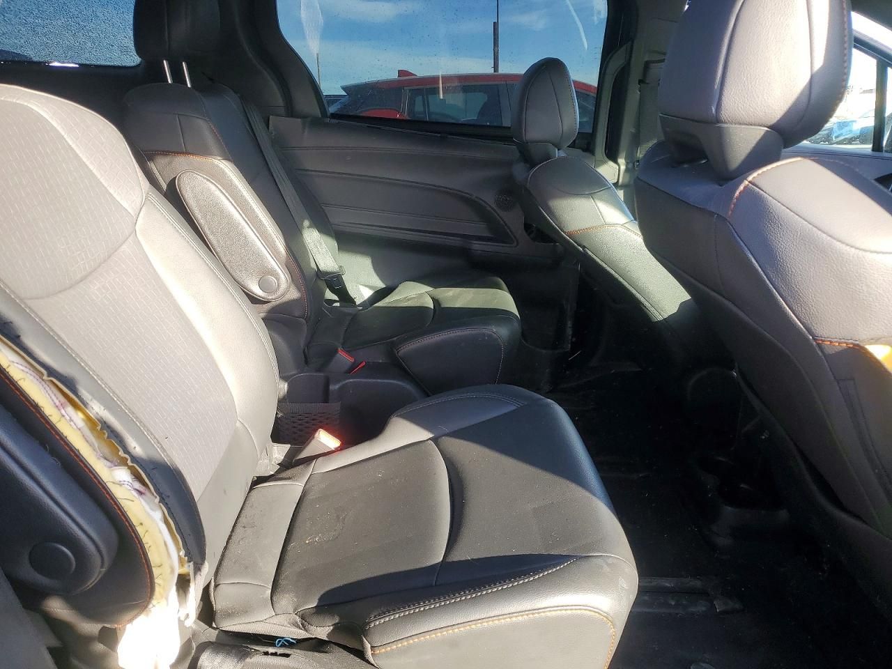 2021 Toyota Sienna xse