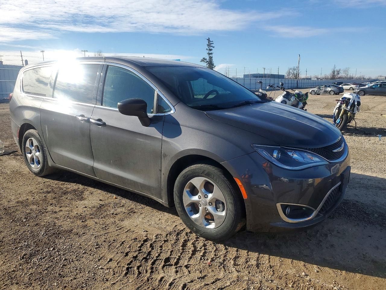 2020 Chrysler Pacifica Hybrid Touring