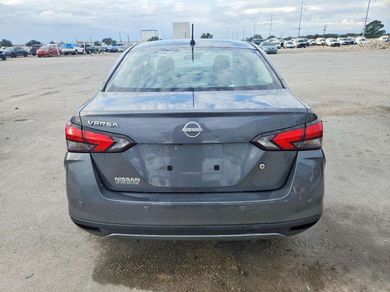 2023 Nissan Versa s