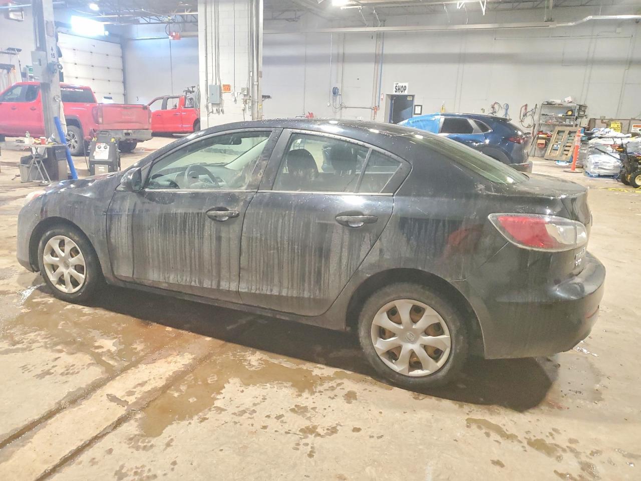 2013 Mazda 3 I