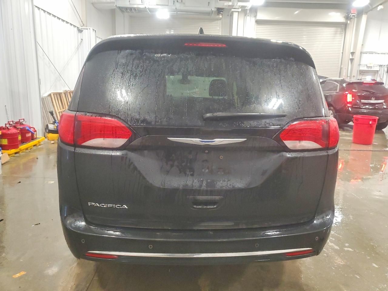 2017 Chrysler Pacifica Touring l