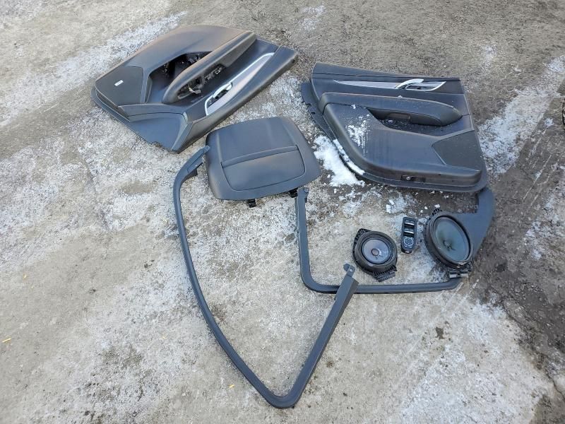 2018 Cadillac XT5 Premium Luxury