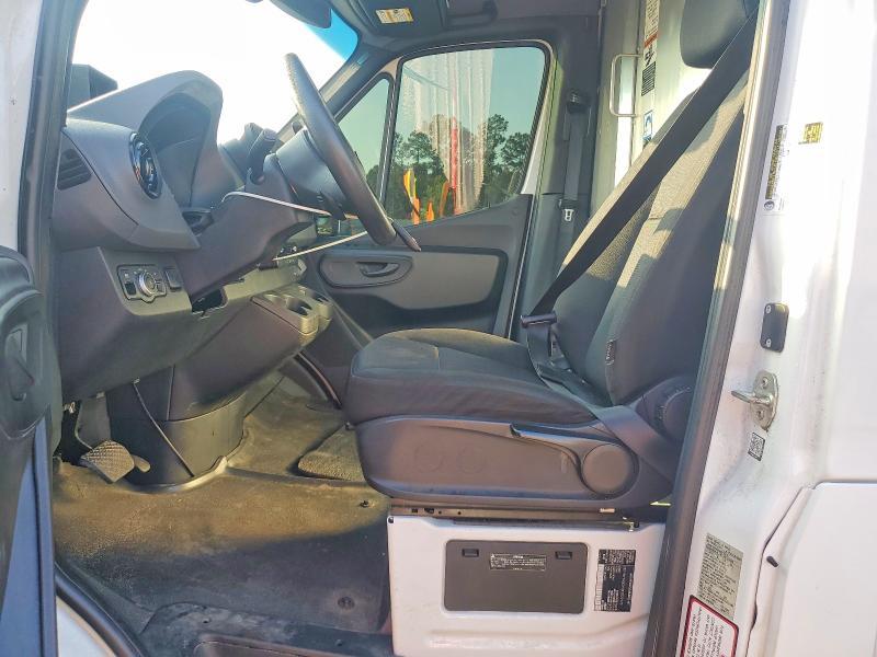 2020 Mercedes-Benz Sprinter 2500 Delivery van