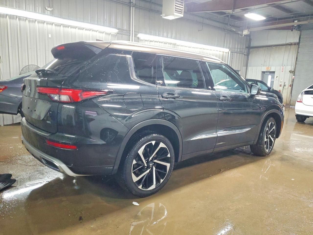 2023 Mitsubishi Outlander sel