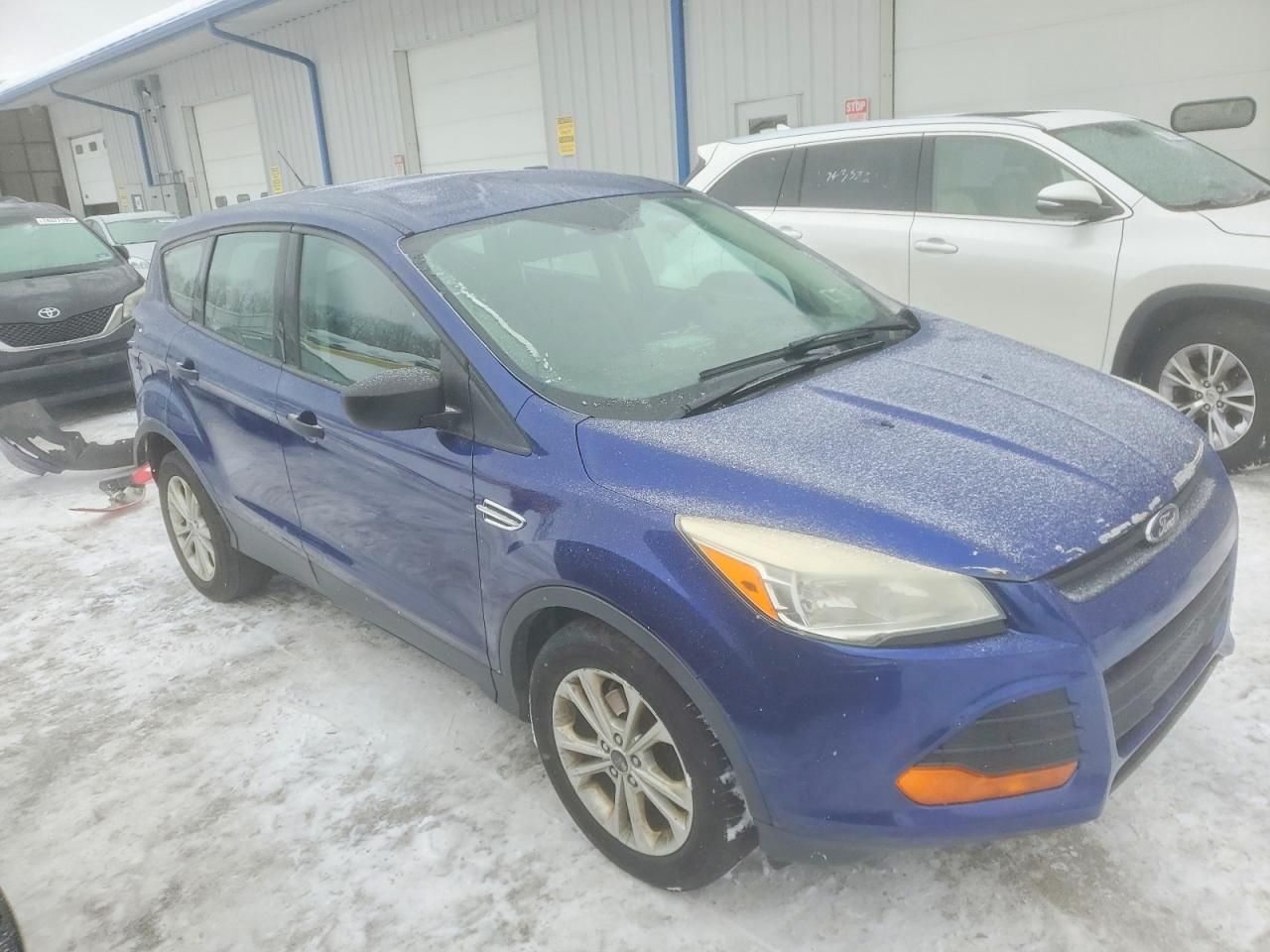 2014 Ford Escape s