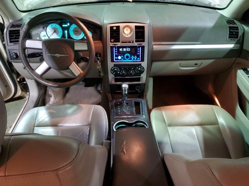 2010 Chrysler 300 Touring