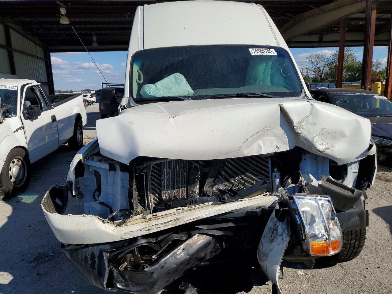 2019 Niss NV Cargo 2500 HD SV