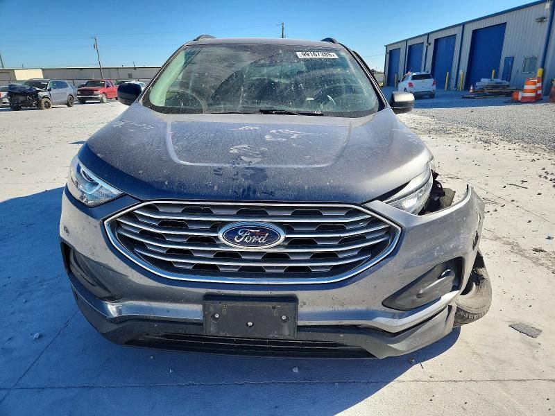 2021 Ford Edge se