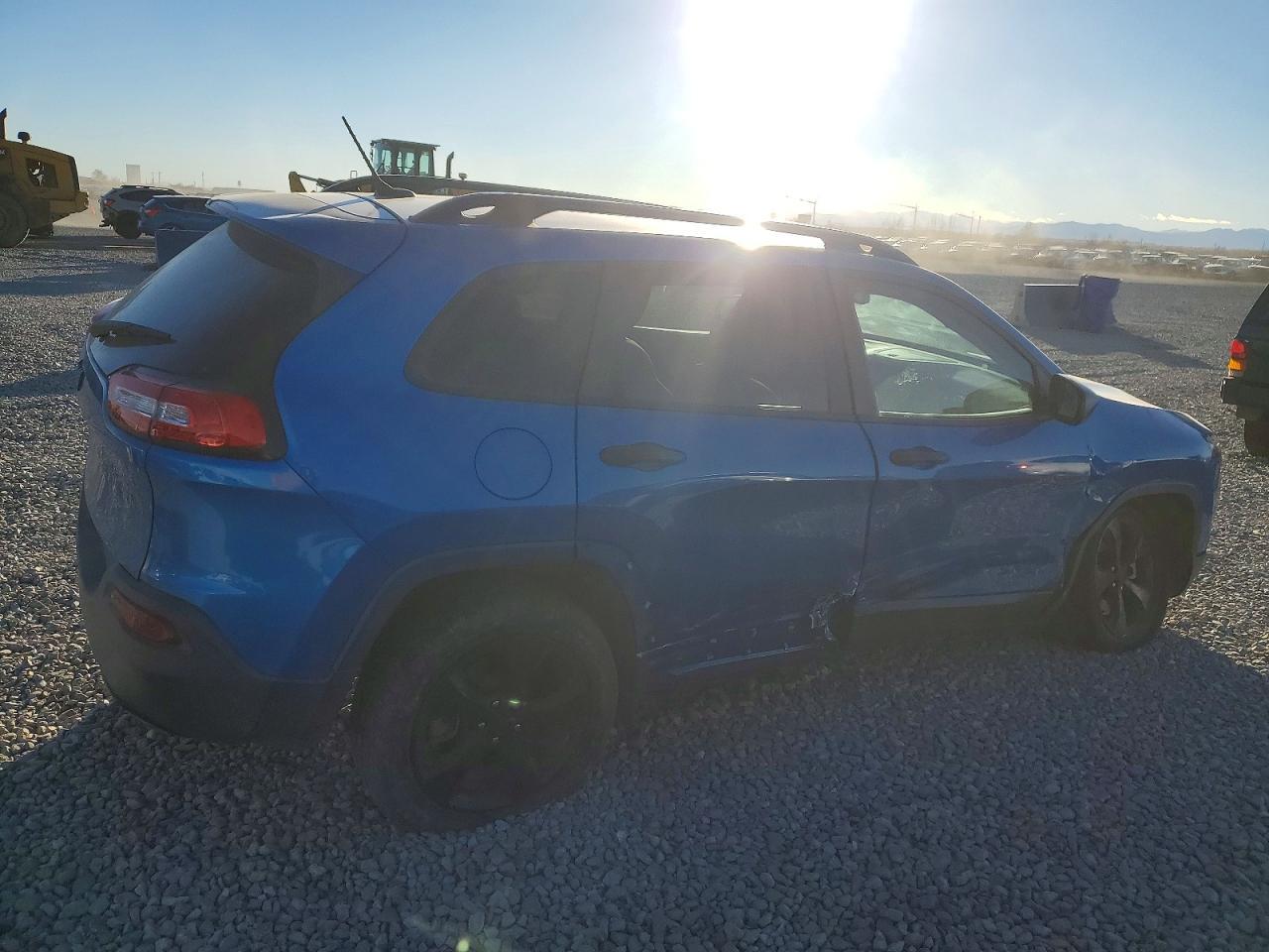2017 Jeep Cherokee Sport