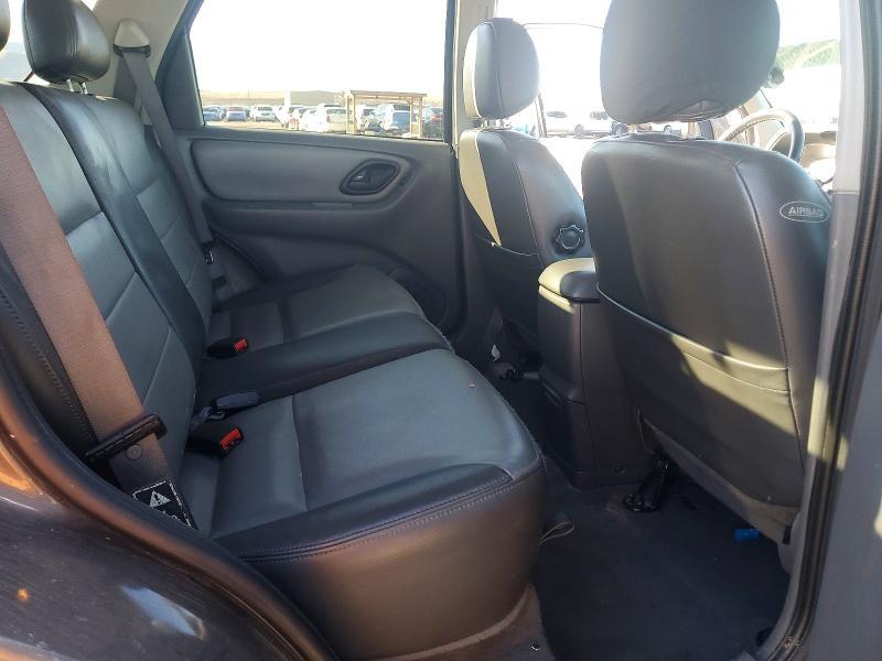 2003 Ford Escape xlt