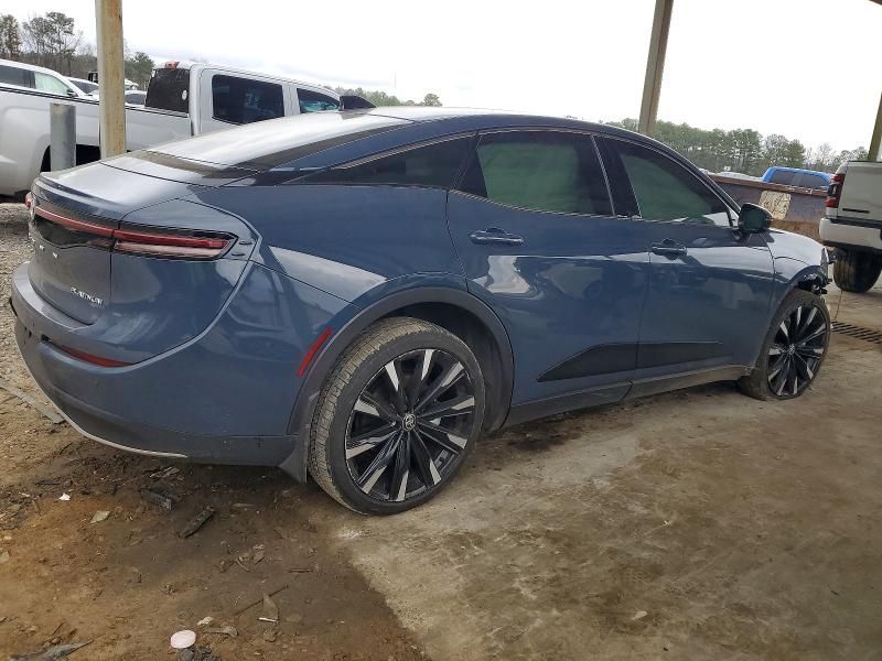 2025 Toyota Crown Platinum