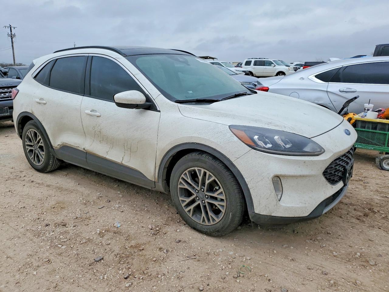 2020 Ford Escape sel
