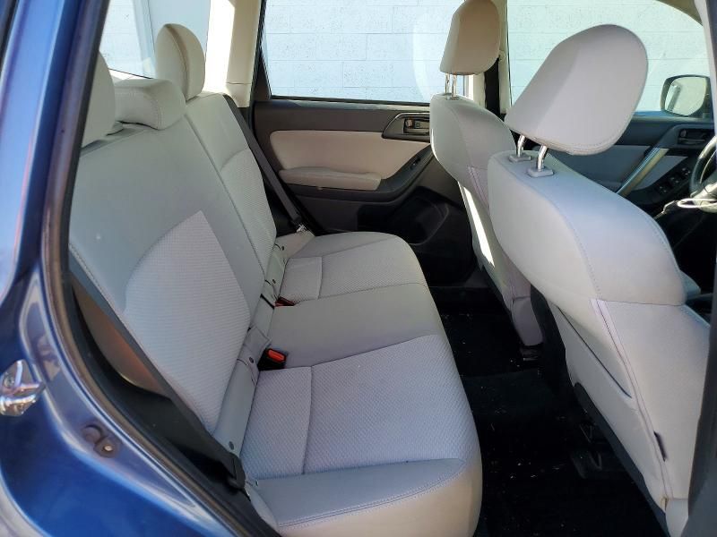 2016 Subaru Forester 2.5i