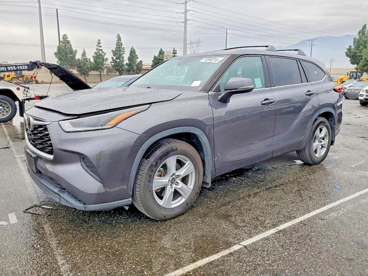 2021 Toyota Highlander l