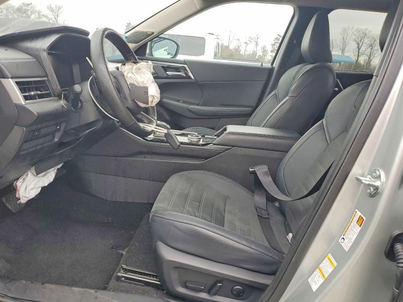 2025 Mitsubishi Outlander se