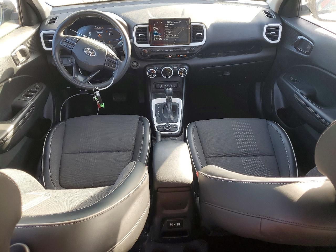 2024 Hyundai Venue sel