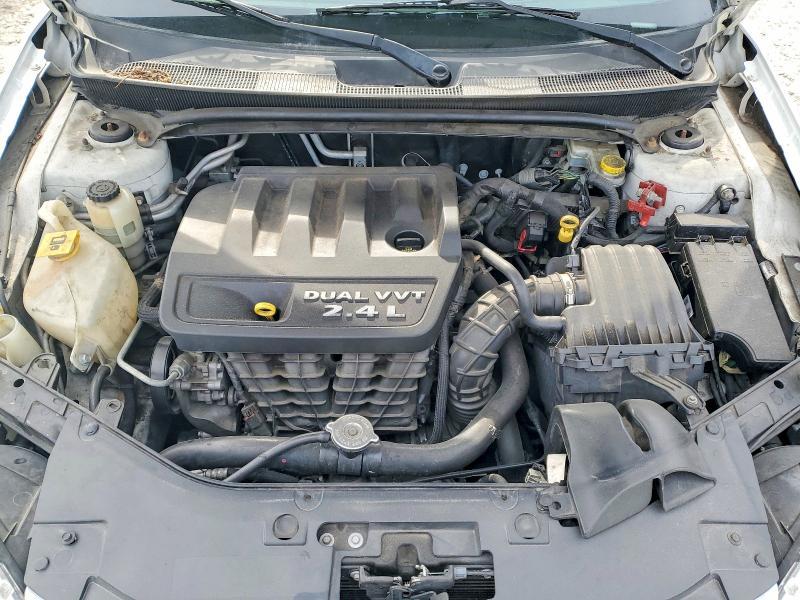 2013 Chrysler 200 Touring