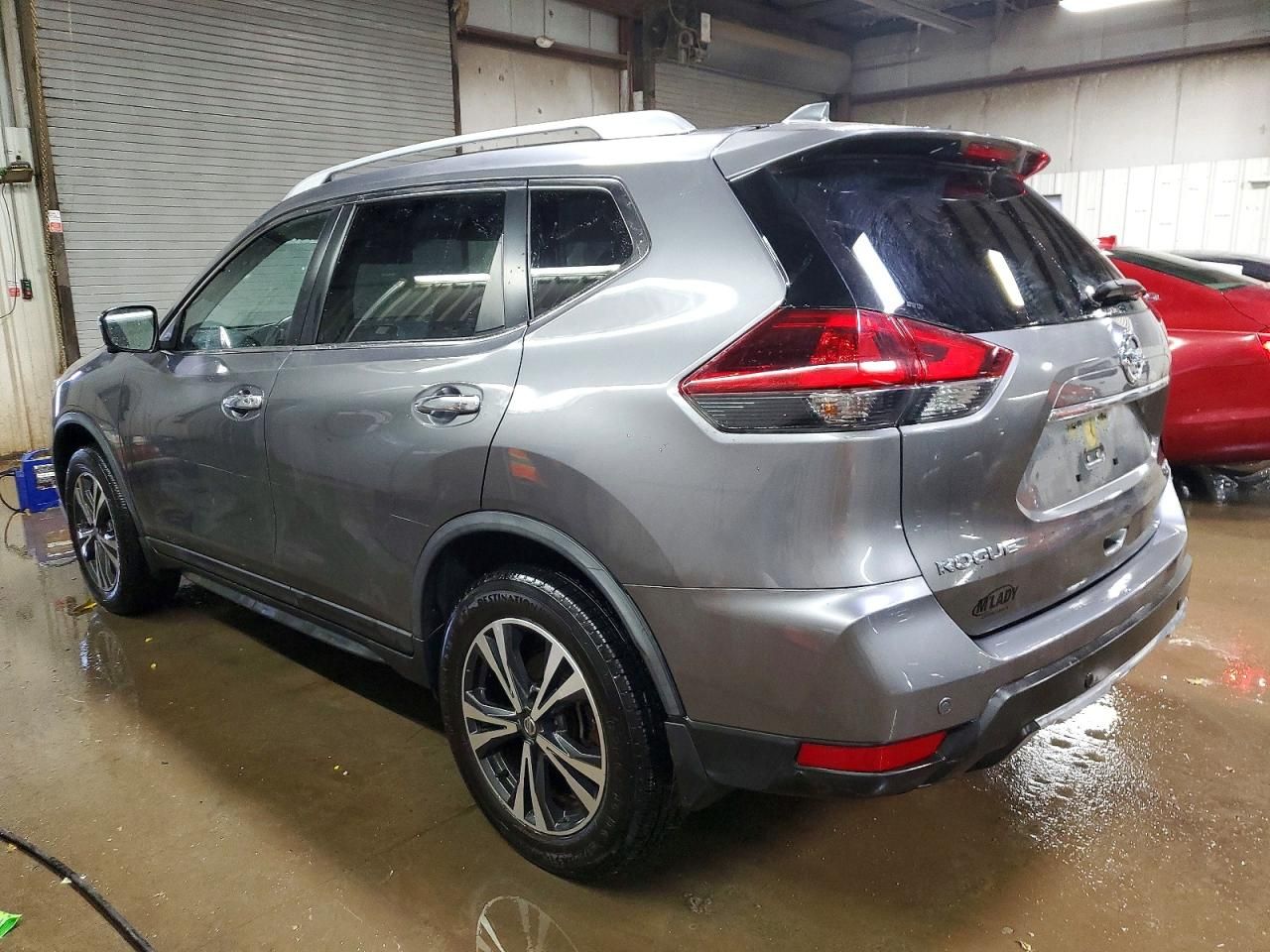 2020 Nissan Rogue sv