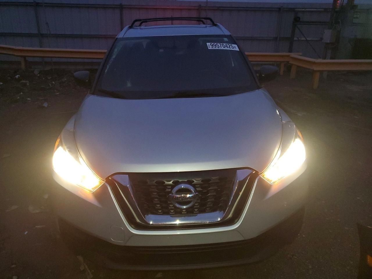 2019 Nissan Kicks s
