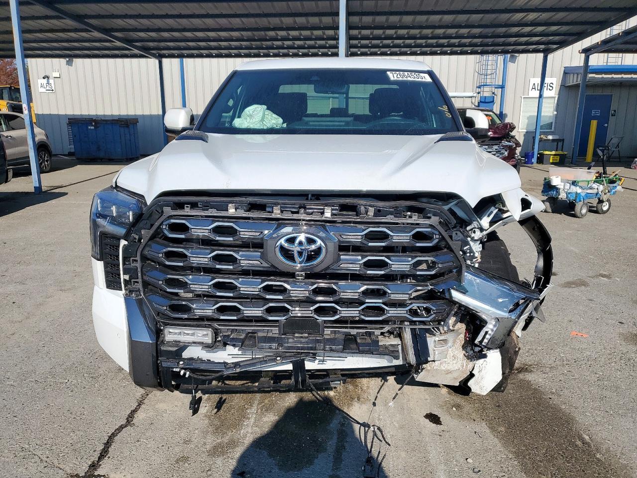 2024 Toyota Tundra Platinum HV