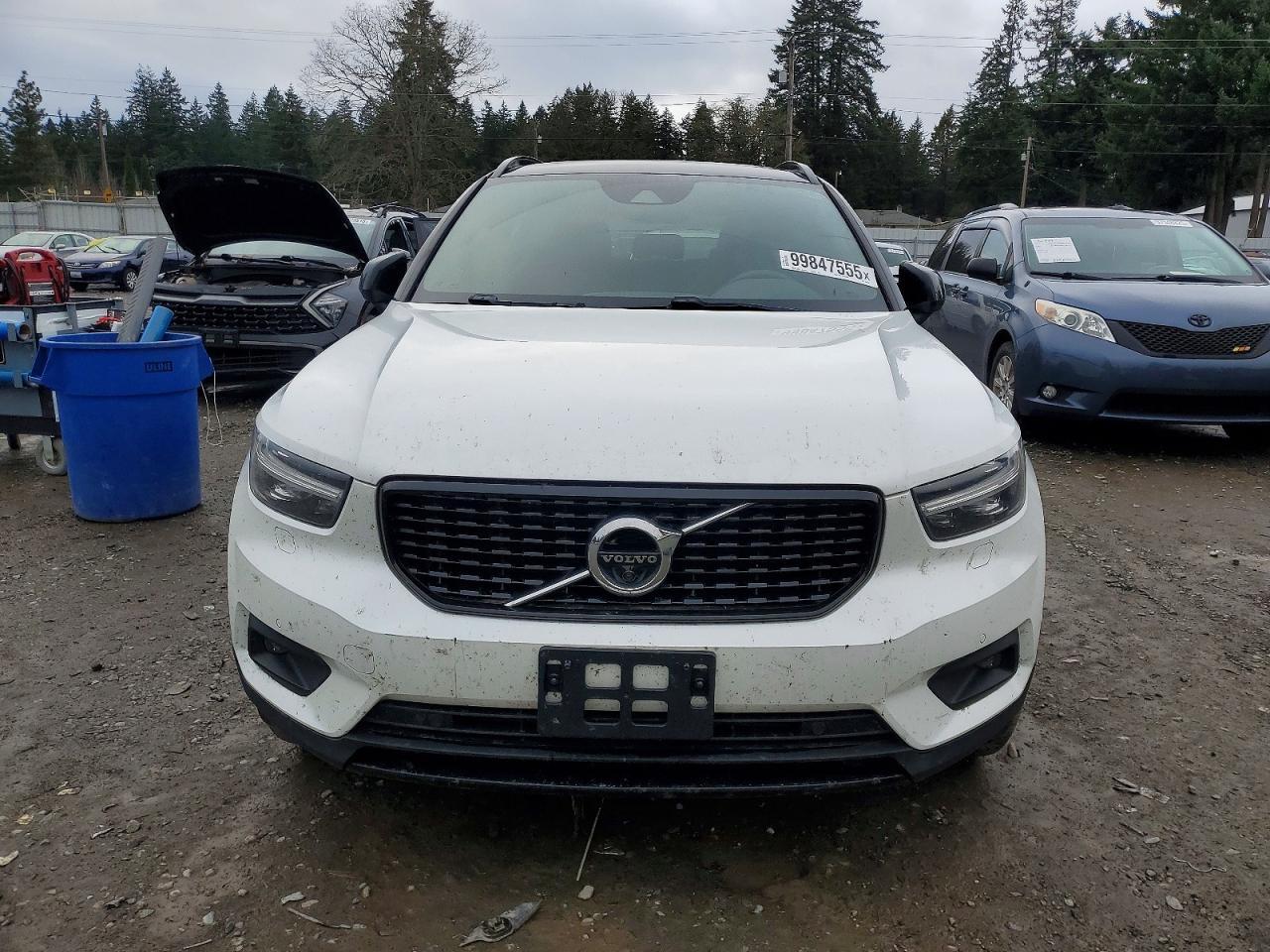 2021 Volvo Xc40 T5 R-design