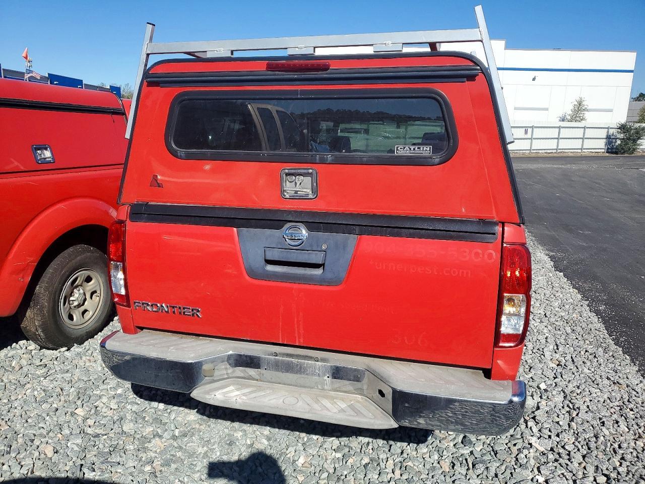 2017 Nissan Frontier s