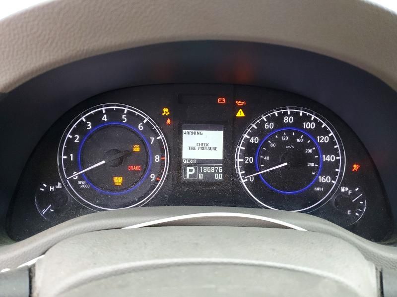 2010 Infinity G37 Sedan x