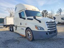Freightliner Vehiculos salvage en venta: 2019 Freightliner Cascadia 126 Semi Truck