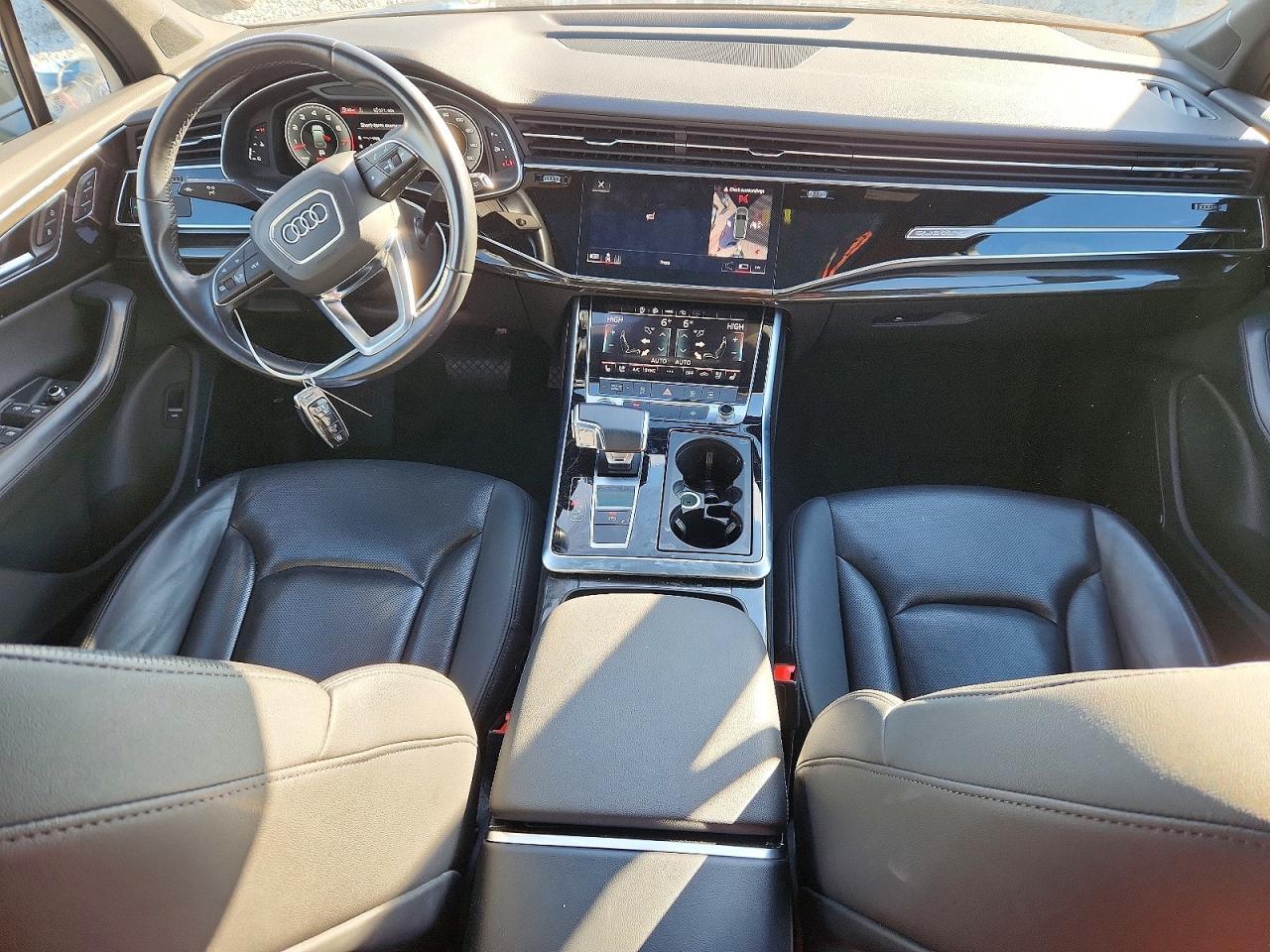 2021 Audi Q7 Premium Plus